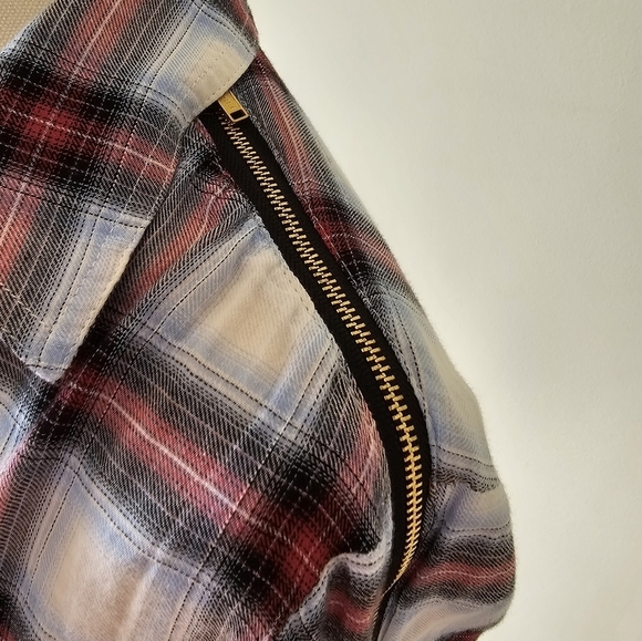 Sam Edelman M Plaid Button-Up Women's Top - Picture 3 of 6